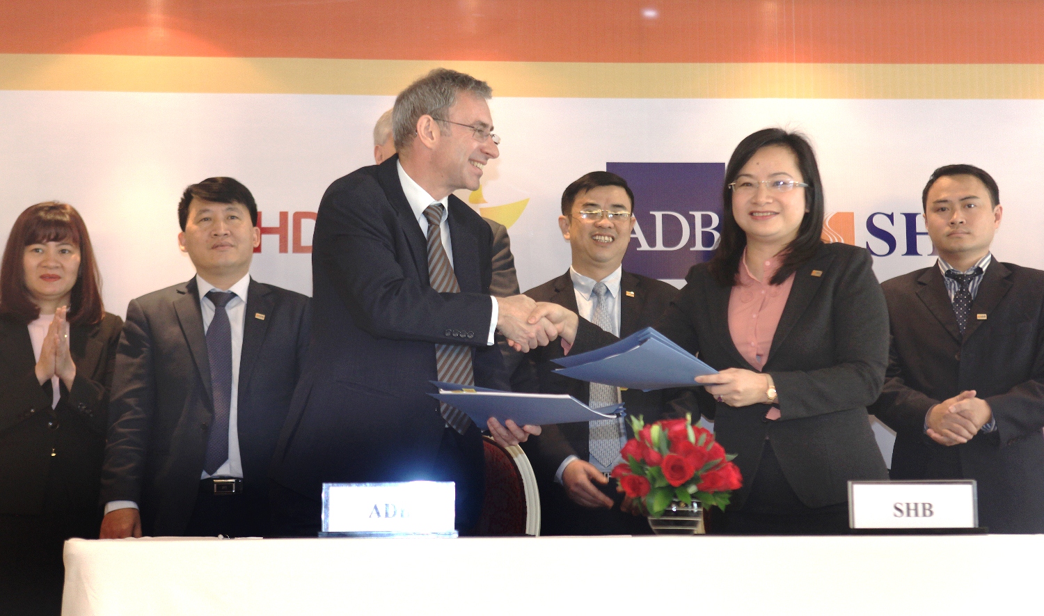 АБР окажет содействие торговой деятельности во Вьетнаме